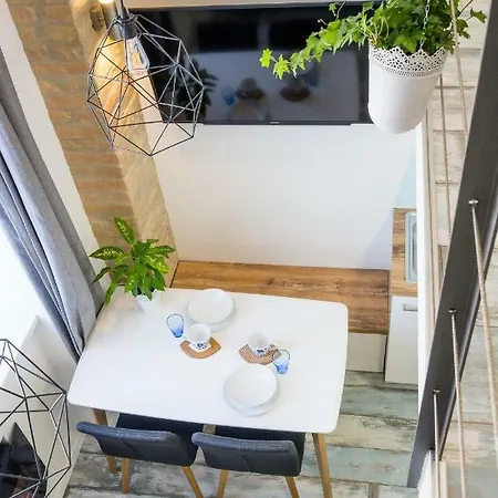 Tobacna Blue Apartment Ljubljana